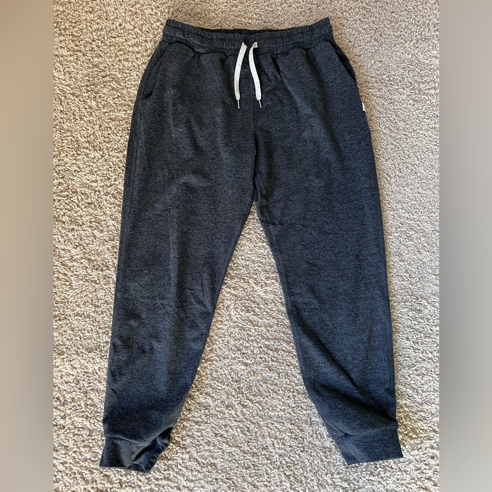 Vuori joggers, heather Navy, Women M